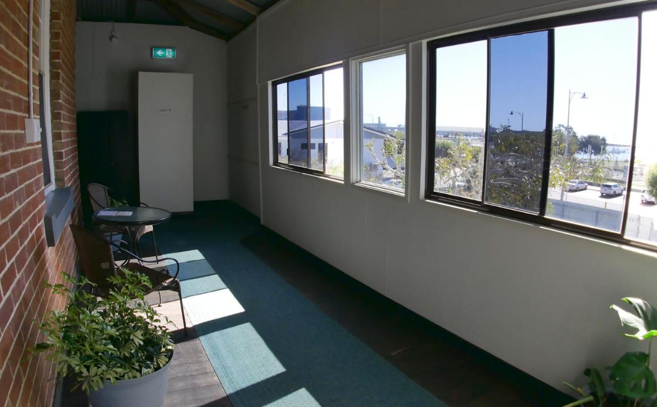 Ostello Geraldton Backpackers Esterno foto